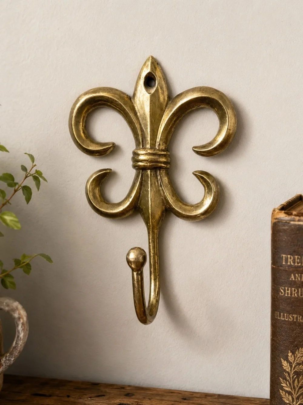 Vintage Solid Brass Fleur-de-Lis Wall Hook | Coat, Towel, Keys, Robe Hook | Gold